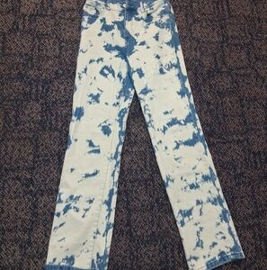Alice + Olivia Blue and White Straight Leg Jeans